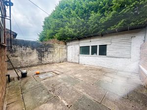 Photo 11- click for photo gallery